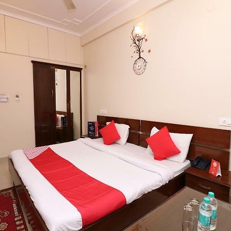 Oyo 19024 Majestic Oak Bush Hotel Mussoorie Exterior foto