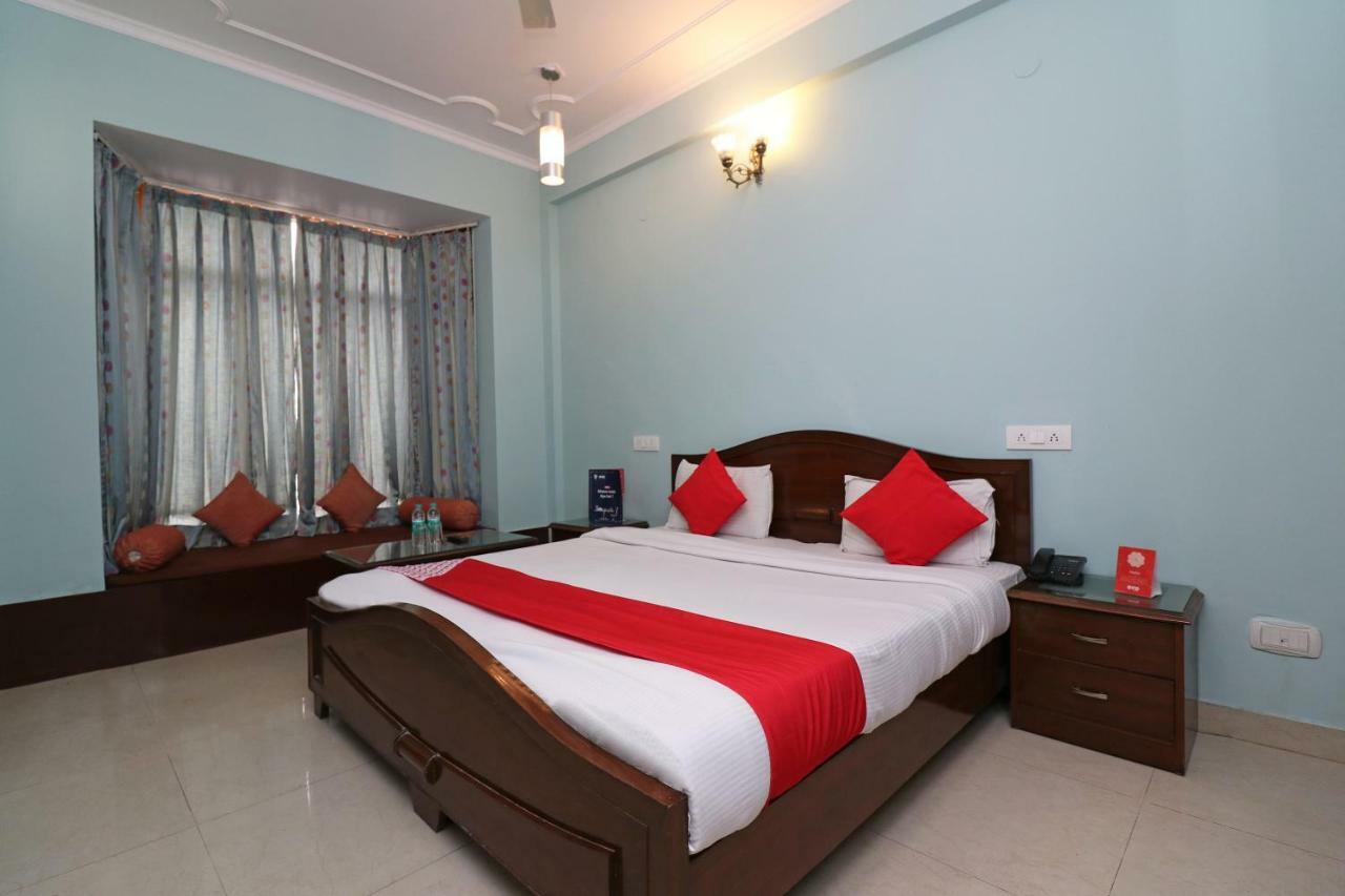 Oyo 19024 Majestic Oak Bush Hotel Mussoorie Exterior foto